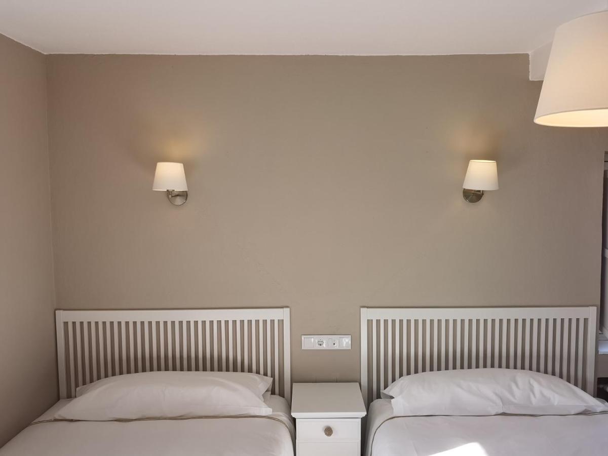 Hotel Roman Naveces Εξωτερικό φωτογραφία